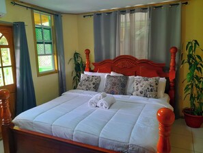 Ferienhütte | 3 Schlafzimmer, kostenloses WLAN, Bettwäsche