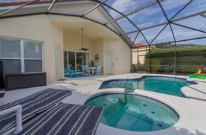 A heated pool - Villa in Davenport
(Davenport)