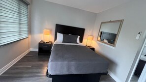 Kamar, 1 Tempat Tidur Queen | Kedap suara, Wi-Fi gratis, dan seprai linen