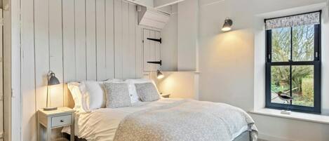4 chambres, accĂšs au Wi-Fi (inclus), literie fournie