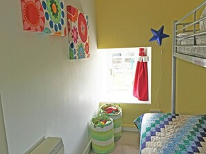 2 chambres, Wi-Fi gratuit, draps fournis