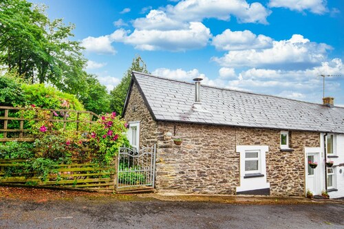 Upper Cottage, Newcastle Emlyn