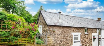 Upper Cottage, Newcastle Emlyn