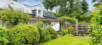 Upper Cottage, Newcastle Emlyn