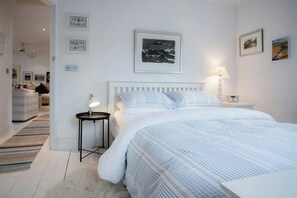 2 chambres, bureau, Wi-Fi gratuit, draps fournis