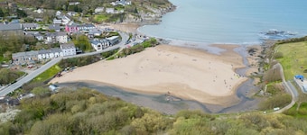 Ty Y Mor, Aberporth - Two Bedroom Cottage, Sleeps 4