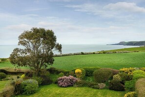 Property grounds - Safe Haven, Aberporth (Aberporth)