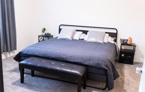 2 bedrooms, WiFi, bed sheets - New Home in Sahuarita, AZ (Sahuarita)