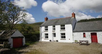 Mynydd Crwn Bach, Clynderwen