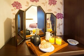 2 Schlafzimmer, Reisekinderbett, kostenloses WLAN, BettwÀsche