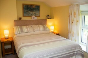 4 Schlafzimmer, Reisekinderbett, kostenloses WLAN, Bettwäsche
