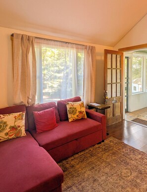 2 Bedroom Cabin with Living Room, Kitchen, and Enclosed Porch (Pets Allowed) | Living area