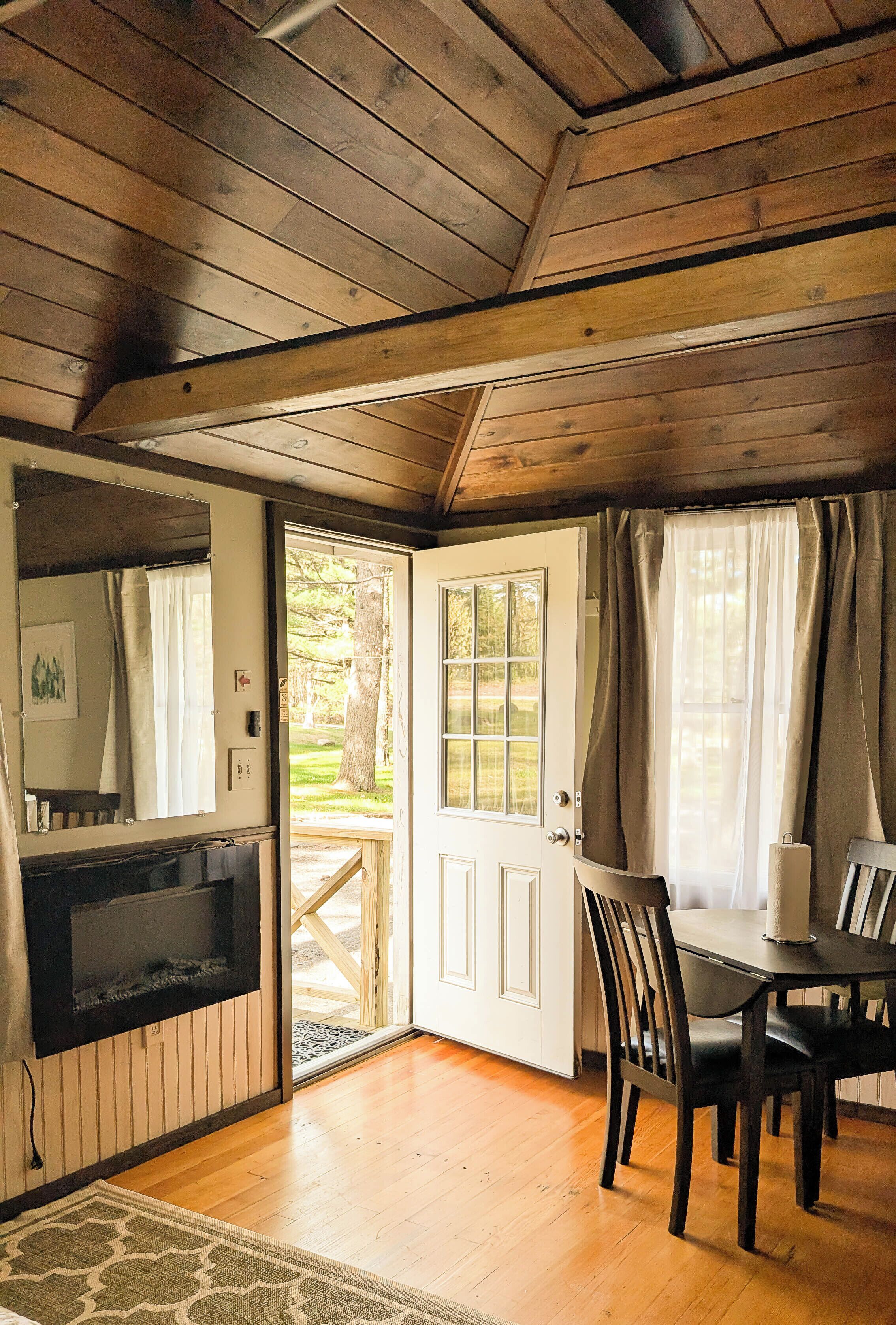 Cabin with Kitchenette (Studio), Pets Allowed | Terrace/patio