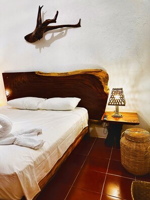 1 bedroom, Egyptian cotton sheets, premium bedding, down duvets - Casa de Colores (San Pedro Pochutla)