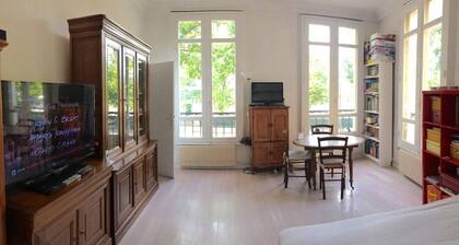 Excellent location near Notre Dame cathedral and Seine river, amazing view