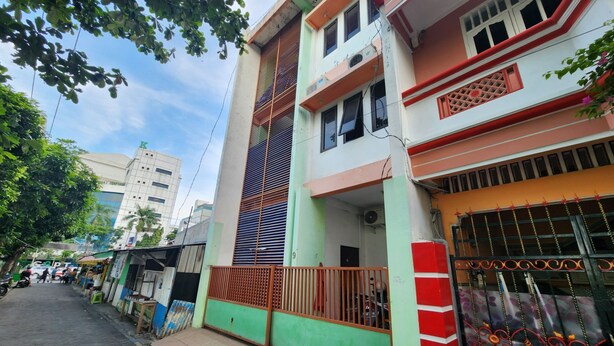 Exterior - Hotel O Abang Homestay Syariah (Surabaya)