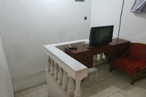 Reception - Hotel O Abang Homestay Syariah (Surabaya)