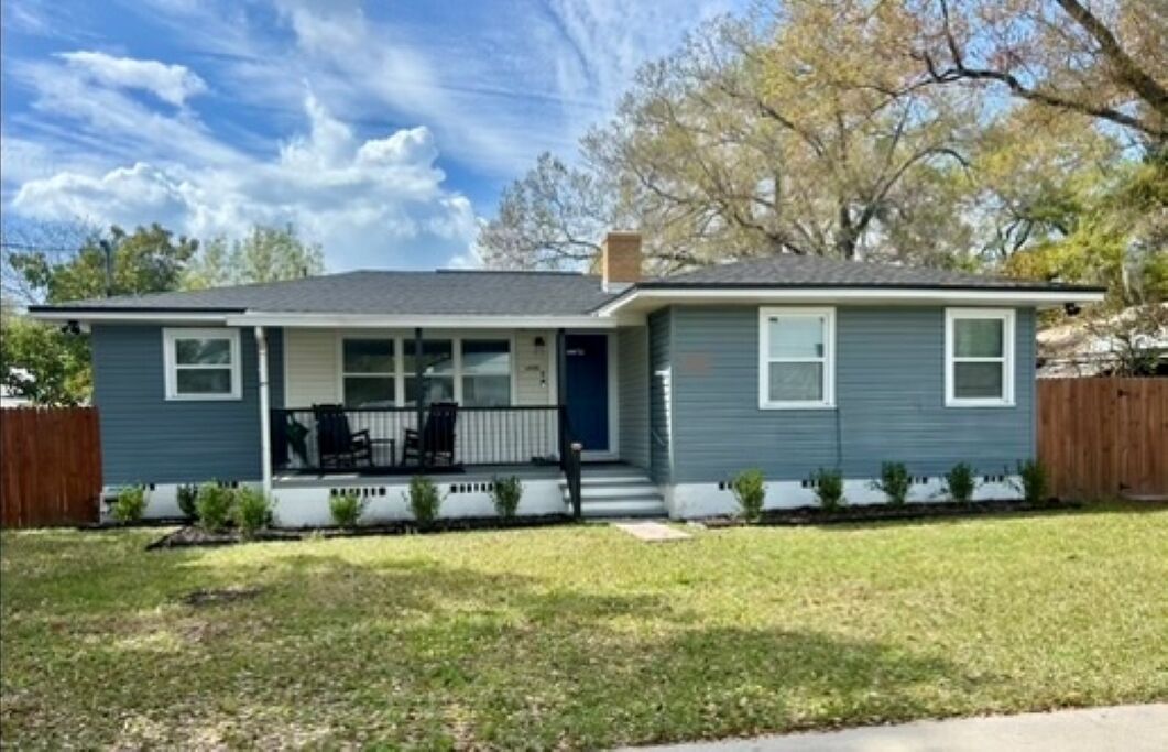Central Tampa Oasis-Minutes to RJ Stadium, Busch Gardens, Ybor City & Beaches