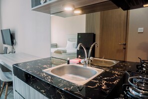 Studio | Eigene Küche | Kühlschrank, Herdplatte, Wasserkocher, Reiskocher