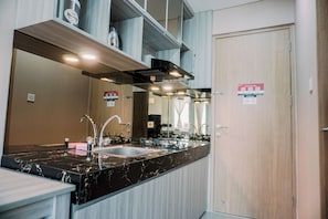 Studio | Eigene Küche | Kühlschrank, Herdplatte, Wasserkocher, Reiskocher