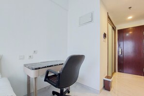 Interior - Great Choice And Homey Studio Room Sky House Bsd Apartment (Pagedangan)