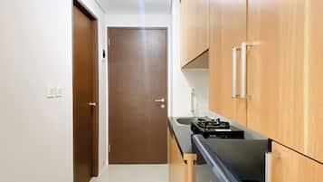 Studio | Yksityinen keittiö | Jääkaappi, liesi, vedenkeitin, riisinkeitin