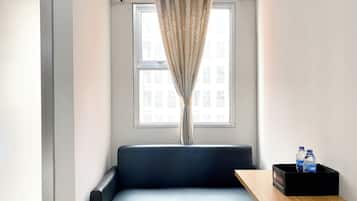 Studio | Työpöytä, ilmainen Wi-Fi