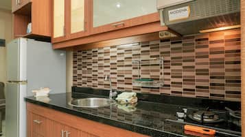 Apartemen | Dapur pribadi | Lemari es, kompor, ketel listrik, dan penanak nasi