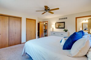 2 bedrooms, Internet, bed sheets