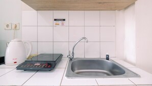 開放式客房 | 私人廚房 | 電冰箱、爐台、電鍋
