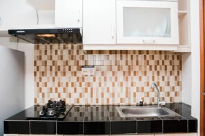 Studio | Eigene Küche | Kühlschrank, Herdplatte, Reiskocher