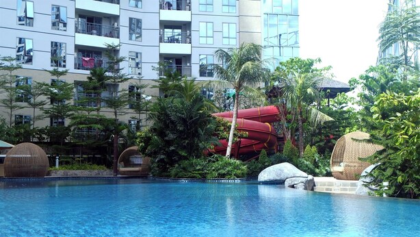 Pool - Fabulous 1Br The Mansion Kemayoran Apartment (Jakarta)