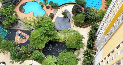 Warm Living And Homey 2Br At Springlake Summarecon Bekasi Apartment
