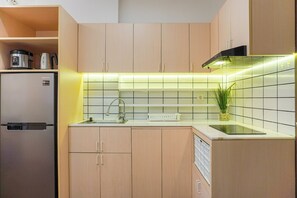Private kitchen - Comfy And Modern Look 2Br Northland Ancol Apartment (Jakarta)