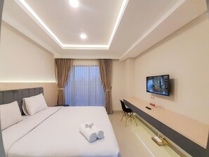 Free WiFi - Best Deal And Comfortable Studio At Patraland Amarta Apartment (Ngaglik)