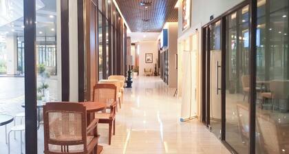 Modern Look And Comfortable Studio At Patraland Amarta Apartment