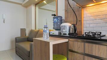 Apartment | Private kitchen | Fridge, stovetop, rice cooker