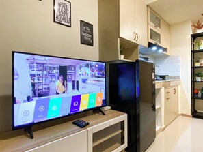 Interior - Restful And Cozy Living 2Br Meikarta Apartment (Cikarang)