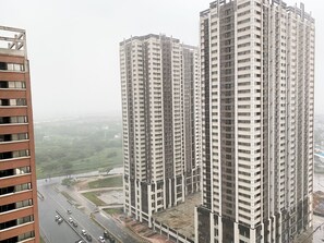 Exterior - Restful And Cozy Living 2Br Meikarta Apartment (Cikarang)