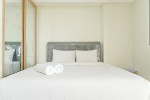 Studio | Free WiFi - Strategic And Nice Studio At Daan Mogot City Apartment (Jakarta)