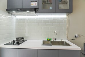 Estudio | Cocina privada | Frigobar y parrilla de estufa 