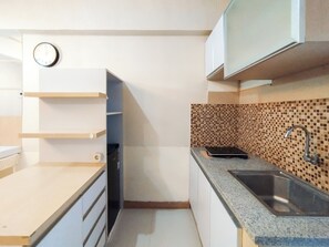 Apartment | Eigene Küche | Kühlschrank, Herdplatte, Reiskocher