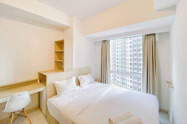 2 bedrooms, free WiFi - Great Deal And Homey 2Br Tokyo Riverside Pik 2 Apartment (Jakarta)