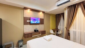 Interior - Modern Studio Room Apartment At Tamansari Skylounge Makassar (Makassar)