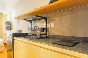 Refrigerador, placa de cocina