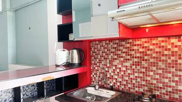 Căn hộ | Bếp riêng | Tủ lạnh, bếp nấu, nồi cơm