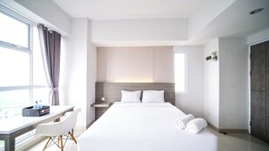 Free WiFi - Best Studio At Taman Melati Surabaya Apartment (Surabaya)