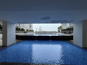 Kolam renang outdoor