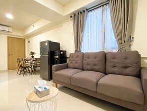 Interior - Serene Designed 2Br At Meikarta Apartment (Cikarang)