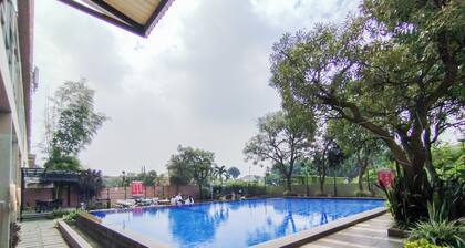 Best Choice 2Br Apartment At The Edge Bandung